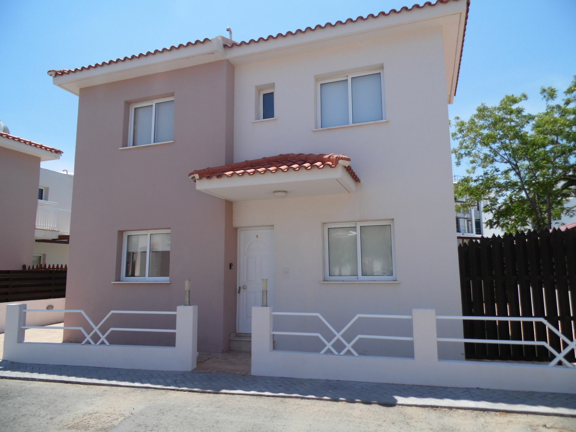 Villa Angelaise بروتاراس المظهر الخارجي الصورة
